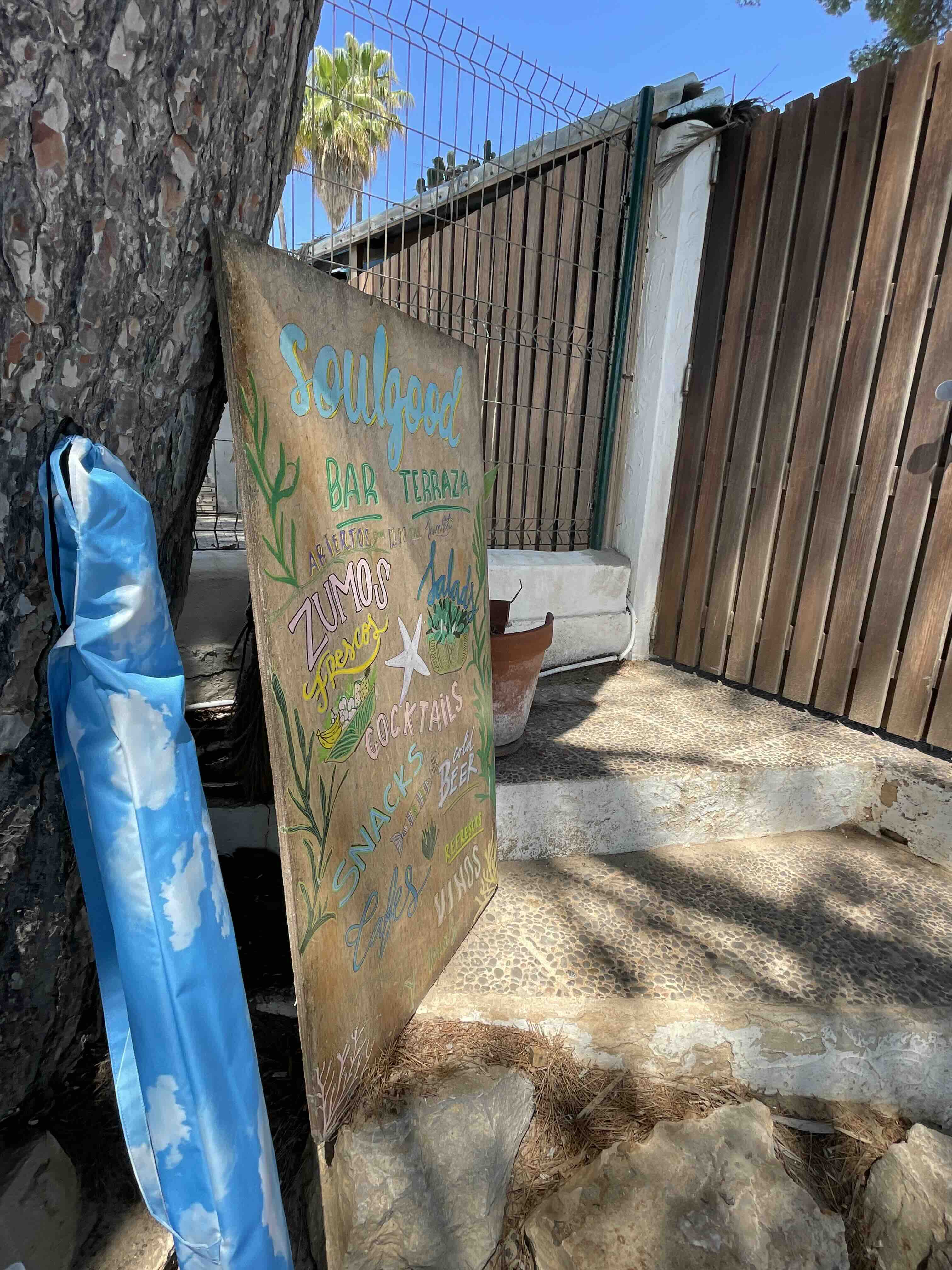 Summer’s Coming: Why You Need a Parasol for Sun Protection