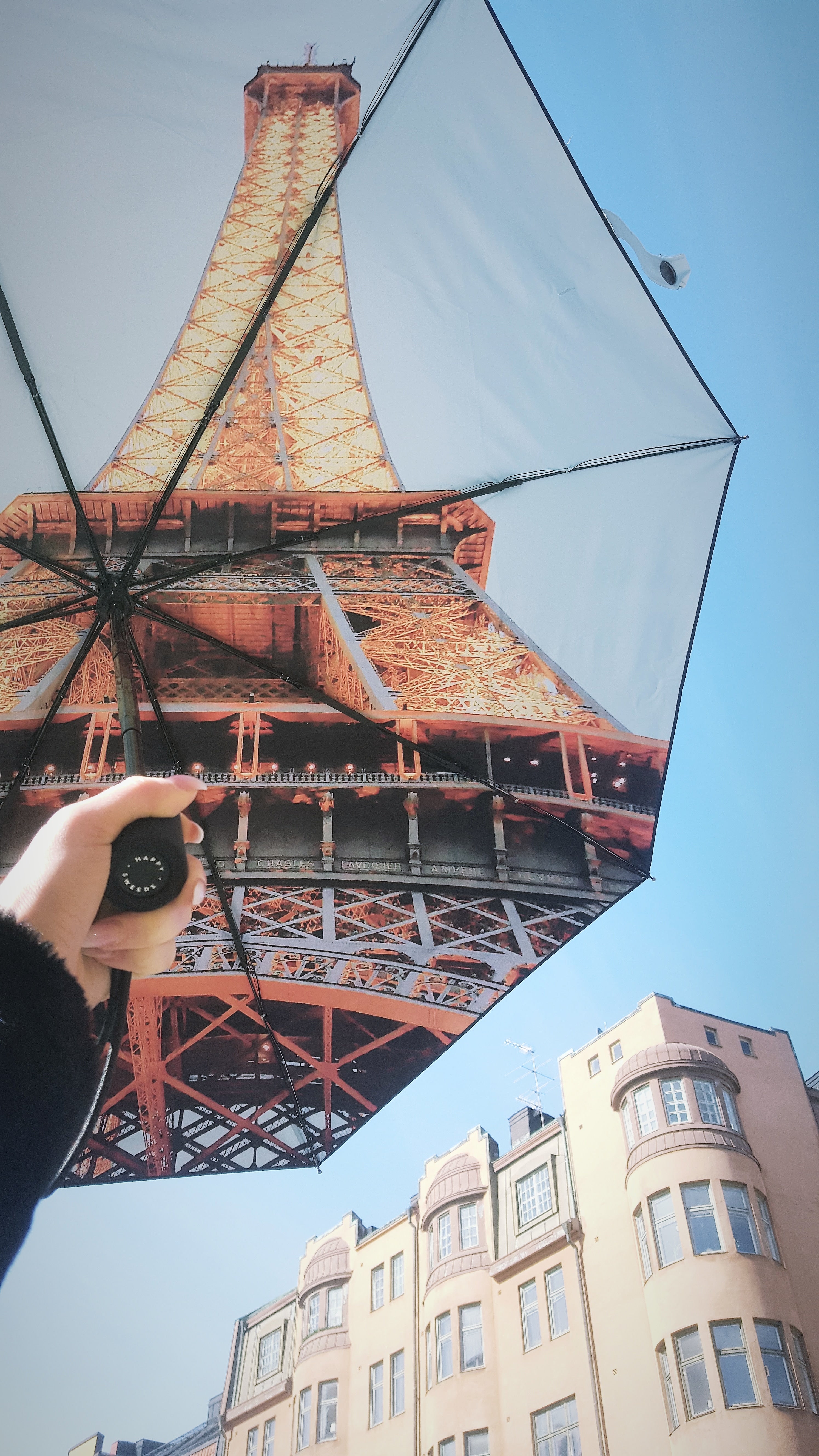 Parisian Drizzles with the Eiffel Umbrella